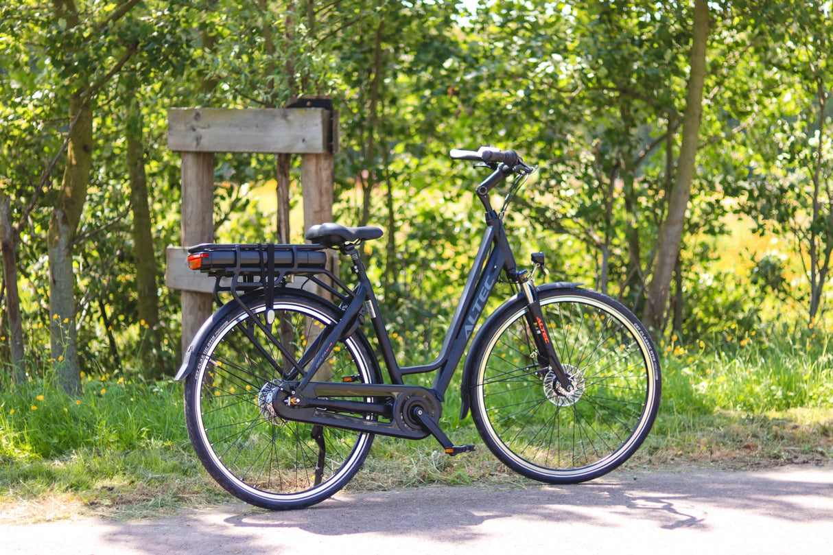Altec Delta Elektrische dames fiets mat zwart e-bike